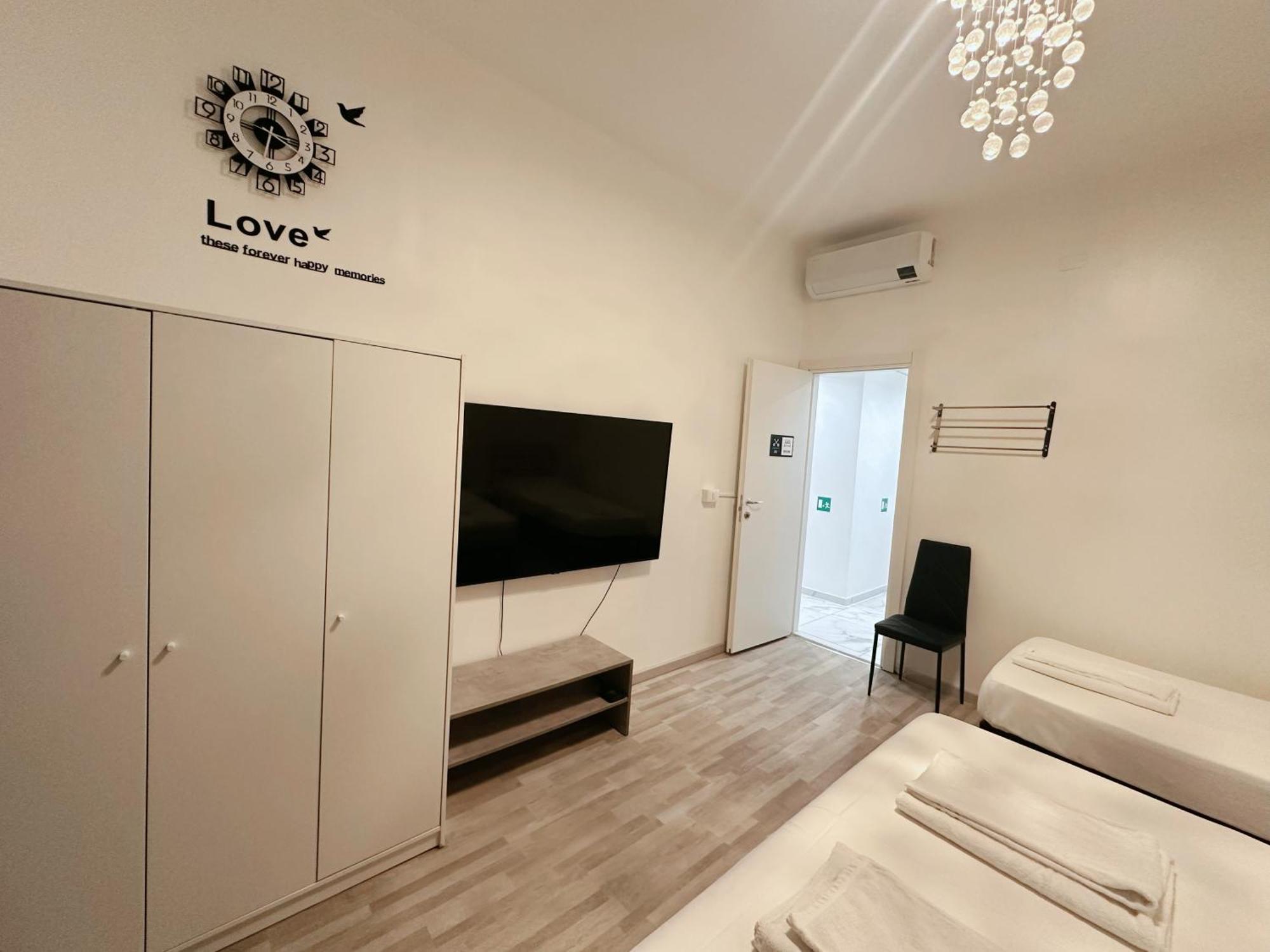 Bed & Breakfast Sakura Милано Стая снимка